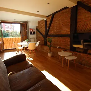 Monkeys House. , Vitoria España
